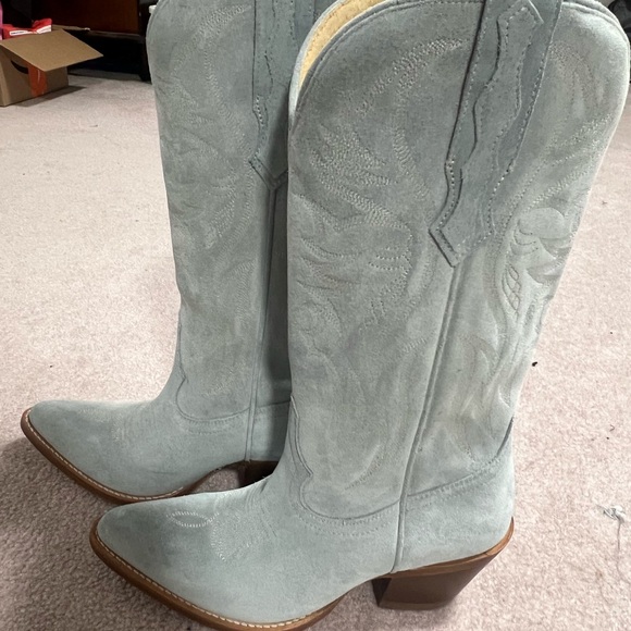 Baby blue Suede Miranda Lambert Boots - Picture 2 of 3